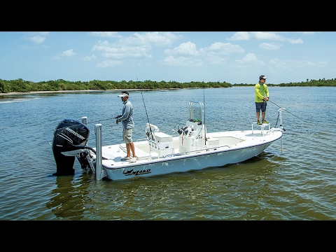 MAKO Boats: 21 LTS Inshore Fishing Boat