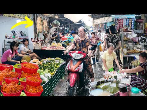 Vietnamese Daily Lifestyle At Ho Chi Minh Market - Durian, Banana, Crab, Fresh Vegetables, & More