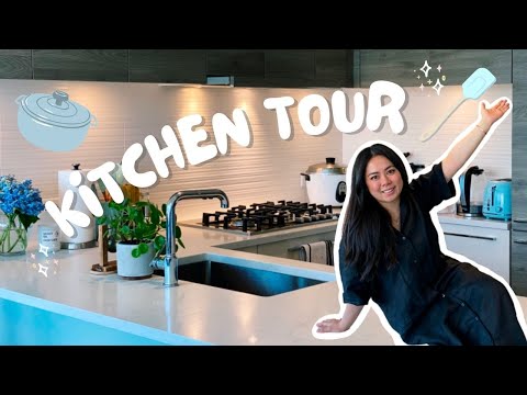 APARTMENT KITCHEN TOUR 2021 |  Organization & Food Storage Tips