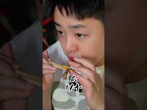 新疆喀什，藏在菜市场里的人气美食，尝尝怎么样