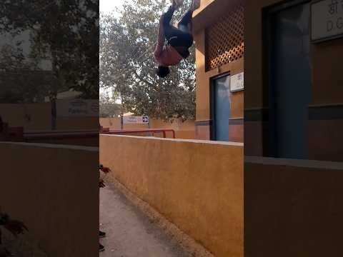 crazy backflip on wall 😱😱#shorts #reactionvideo #viralvideo