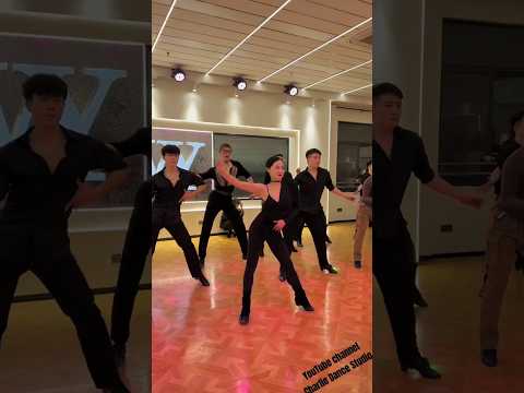 Come dance with Teacher Zhang#dance #dancesport #ballroomdance #chacha