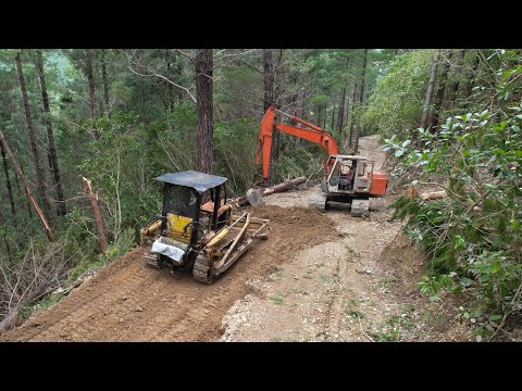 Rescued Digger & Dozer Build a new Road to my Off-Grid Mountain home