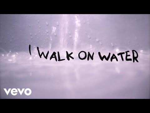 Eminem ft. Beyoncé - Walk On Water (Official Lyric Video)