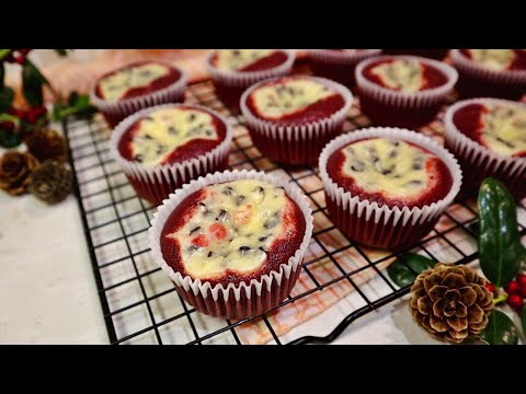 Red Velvet Cream Cheese Cupcakes | Red Bottom Cupcakes