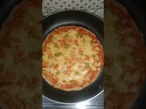 #pizza #homemade pizza #ytshorts #cookingchannel @SnigdaVantalu