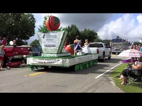 2013 Peach Festival Parade