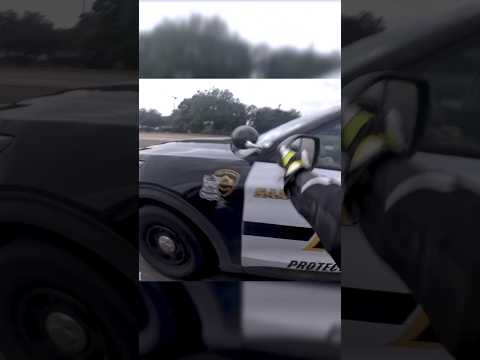 Biker Smacks Police Mirror | @poppawheeliet on IG