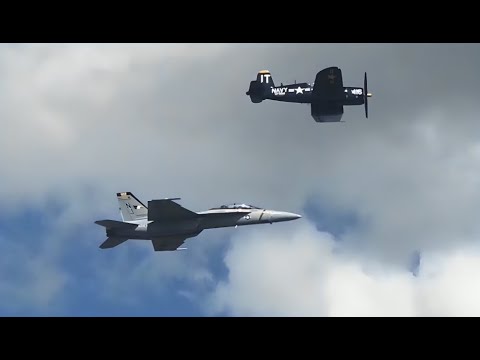 F-18 Super Hornet Demo & Legacy Flight - Orlando Airshow 2023