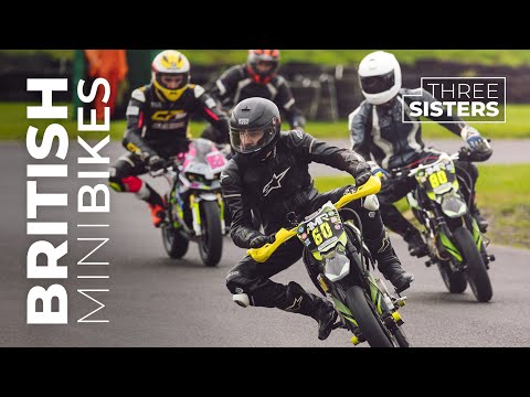 British Mini Bikes : Pit bike Supermoto race at Three Sisters track