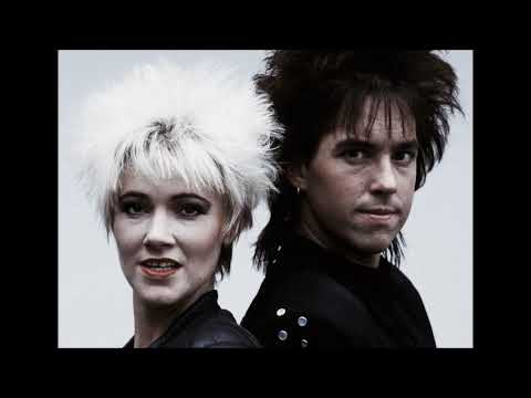 Roxette.- Listen To Your Heart.