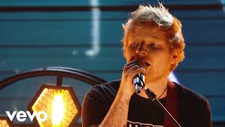 Ed Sheeran - Shape of You (Live from the 59th Grammy Awards)