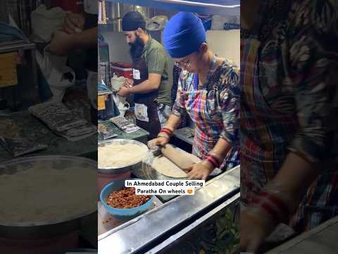 Ahmedabad Couple Selling Most Unique Aloo Paratha😍#alooparatha #trending #shorts #viralshorts