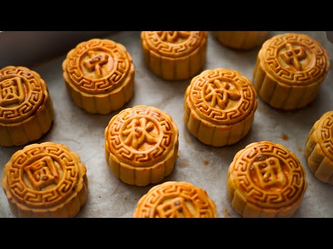 Cantonese Style Mini Mooncakes 🥮🏮