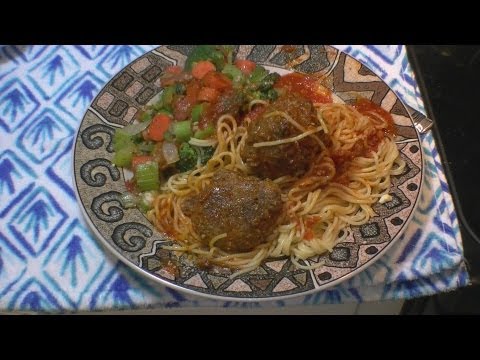 How to make Olive Garden Italian Meatballs With Spaghetti