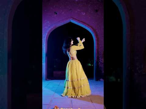 Happy Diwali | Dance Video | Khyati Sahdev | #ytshorts | Aaja Nachle | Wedding Choreo |