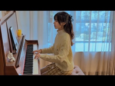 Piano playing ”hidden in your name”  the movie ”twinkle twinkle” theme song