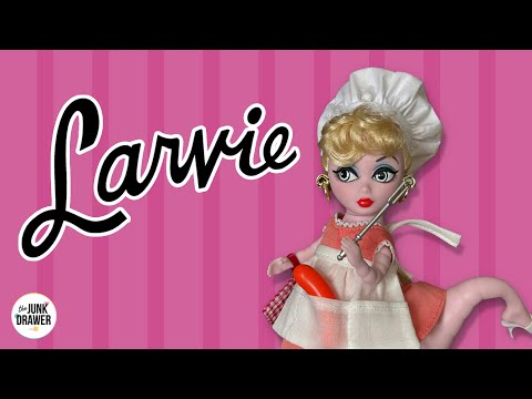 🌭, Anyone?  Larvie-Q Fashion Pack Review