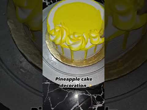 Bakery style cake decoration ✨ #ytshorts  #cake #Dreamycakehouse #pineapple #pineaplecake