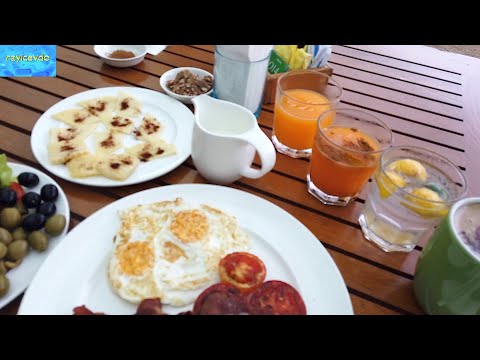 Breakfast by the Pool at Holiday Inn Pattaya Thailand