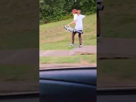 Skateboarder Uses Leaf-Blower For Speed Down Stairs