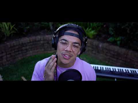 Justin Bieber- Peaches X Jazmine Sullivan - Boy Like Me (William Singe Mash-Up)