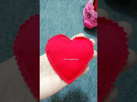 #heart #fabriccraft #giftidea #sewingrhythm #handsewing #handmade #shortvideo #ytshorts