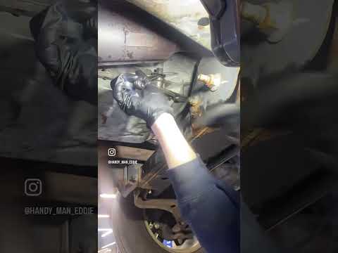 Checking the transmission fluid on a newer ford. #automobile #autorepair #automotiverepair #shorts