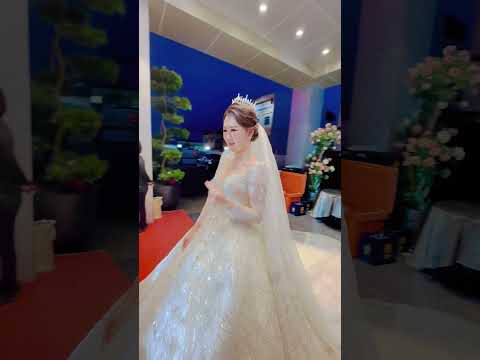 Wedding day 超爱我的主纱造型