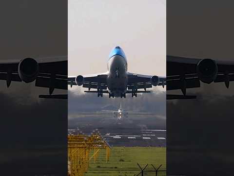 KLM  Boeing747-400 at Amsterdam Schiphol Airport