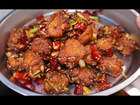 If you want to eat ”spicy chicken wings”  turn out this video and learn how to do it!