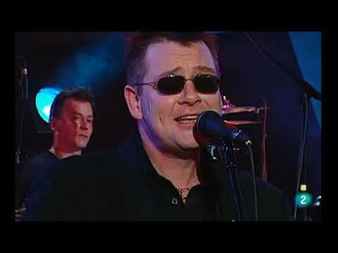 Madness - Live 2000 [Full Set] [Live Performance] [Concert] [Complete Show]