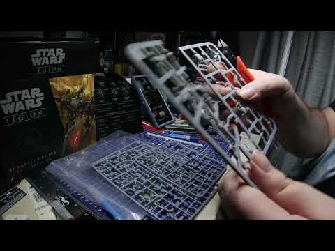 "Building some spendly B1 Battledroids for Star Wars legion!" Der Unboxes