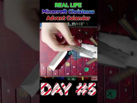 Opening a REAL LIFE Minecraft Christmas Advent Calendar Day #5