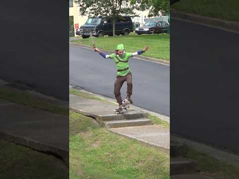 Link Fleeing From The Evil Ganondorf - Legend of Zelda Pro Skater