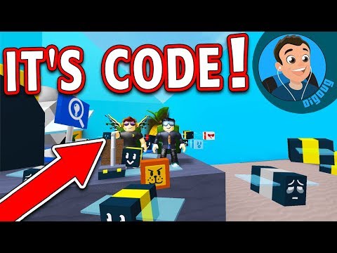 CodePrime8 and I are playing Roblox Bee Swarm Simulator!!