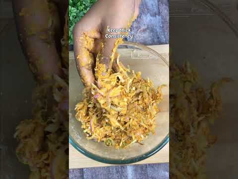 CABBAGE ONION PAKORAS | EASY SNACKS RECIPE | #shorts #youtubeshorts #ashortaday