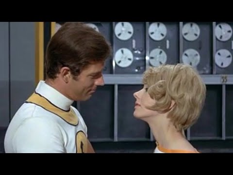 FANTABULOUS (1968) - Main title by Sandro Brugnolini