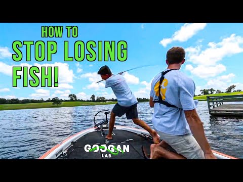 HOW TO STOP LOSING FISH! ( Bass FISHING TIPS )