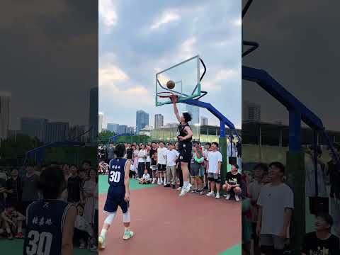 I could tell he was having fun.🥸#basketball