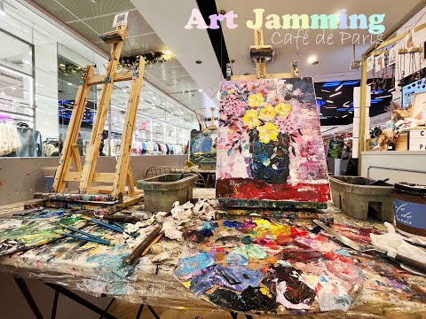 Art Jamming in Café de Paris, Singapore  新加坡咖啡厅里自助绘画