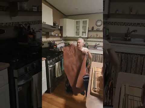 Kitchen Safety Tip for Wheelchair Users | Leather Welder's Apron | Paraplegic Cooking Safety | SCIO