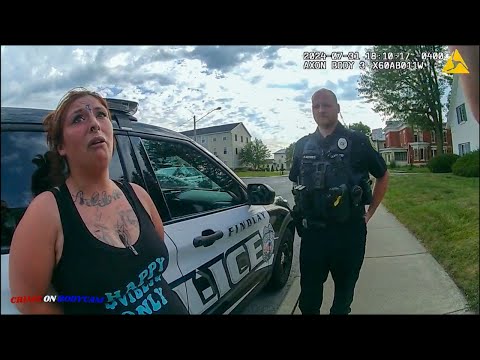 Police Chase Down Woman Trying to Flee from Arrest Warrant!