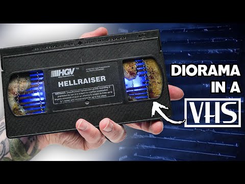 I made HELLRAISER diorama inside a VHS tape!