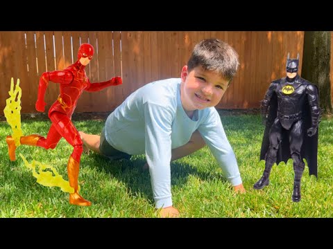 CALEB TURNS into THE FLASH SUPERHERO! FUN NEW RACING GAME with MOM in the Backyard! Pretend Play Fun