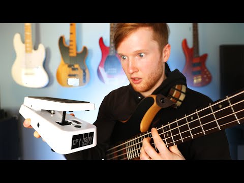 Slap bass with WAH DISTORTION sounds INSANE