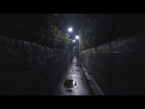 【Rainy Night Walk】Take a stroll around the village of Kamakura, a suburb of Japan.