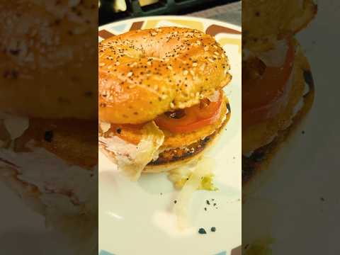 bagel & cream cheese 🥯 #trending #food #cooking #cookingshorts #shortsvideo #shorts #trendingshorts