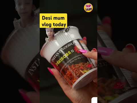 Mummy ko khilaye Japanese Noodles 🍜 #shorts #noodles #gupshupp #comedy#food #noorvlogs 212#gupshupp