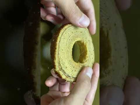 紅茶のふんわりバームクーヘン（Fluffy tea baumkuchen）「山崎製パン（YAMAZAKI）」 #shorts #sweets #JAPAN sweets #スイーツ